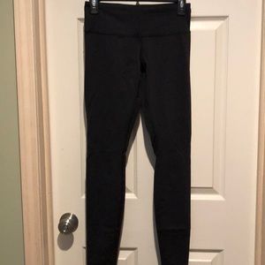 Lululemon black leggings